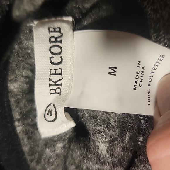 🩶Woman Size M Hooded Sweatshirt 🩶 - Picture 5 of 5